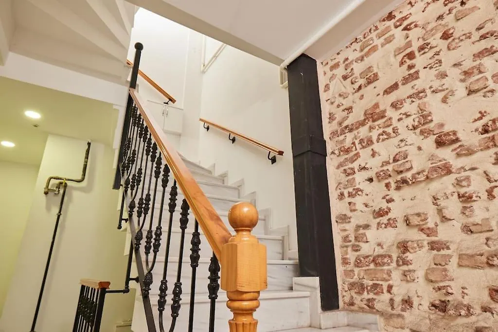 Stunning 2Br 1 Min Metro&Galata Apartment Istanbul