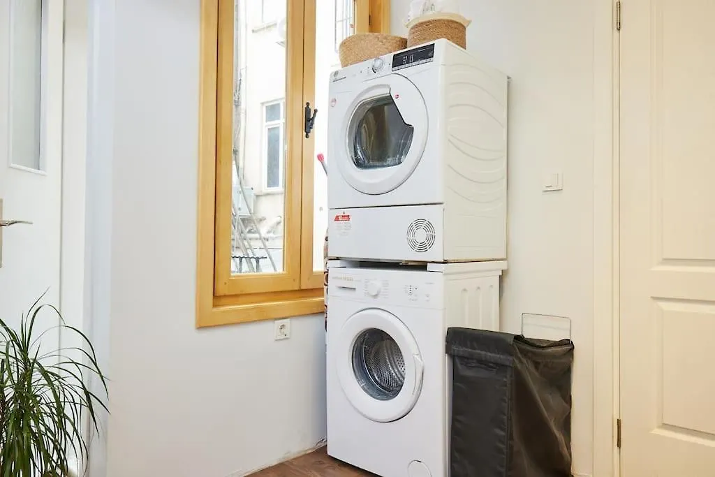 Stunning 2Br 1 Min Metro&Galata Apartment Istanbul